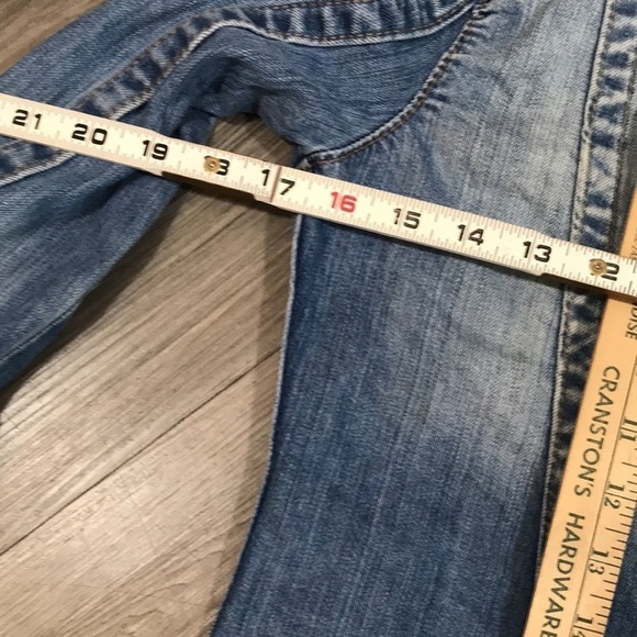 True Religion Jimmy Light Wash Distressed Trucker Denim Jacket size S - Picture 11 of 11